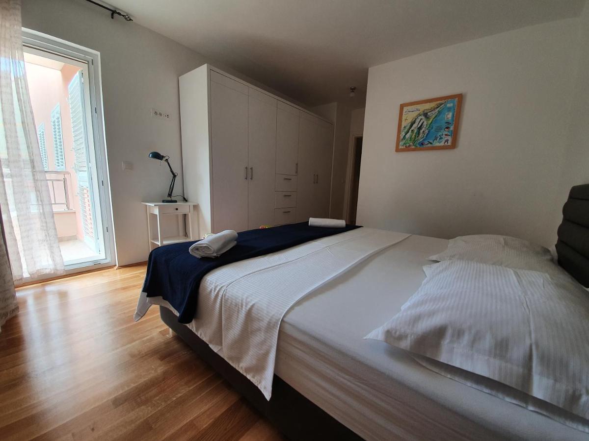 Apartment Pinna Nobilis, Private Parking Makarska Exterior foto