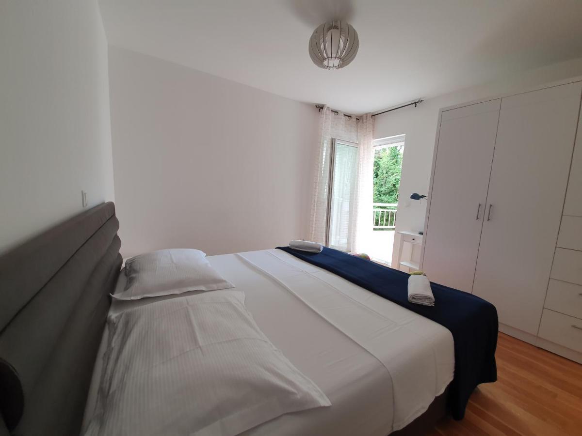Apartment Pinna Nobilis, Private Parking Makarska Exterior foto